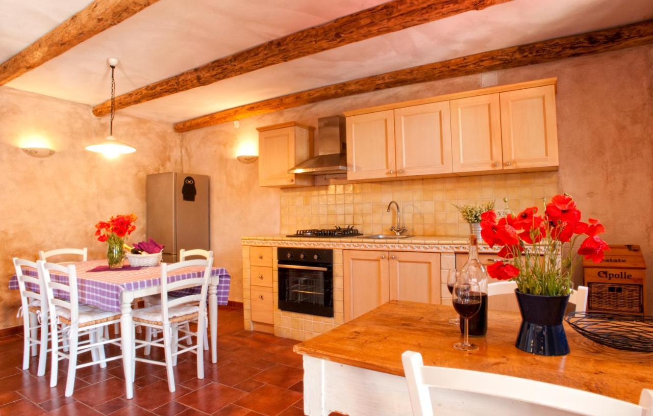 Villa Lauriana Diminici Bagian luar foto