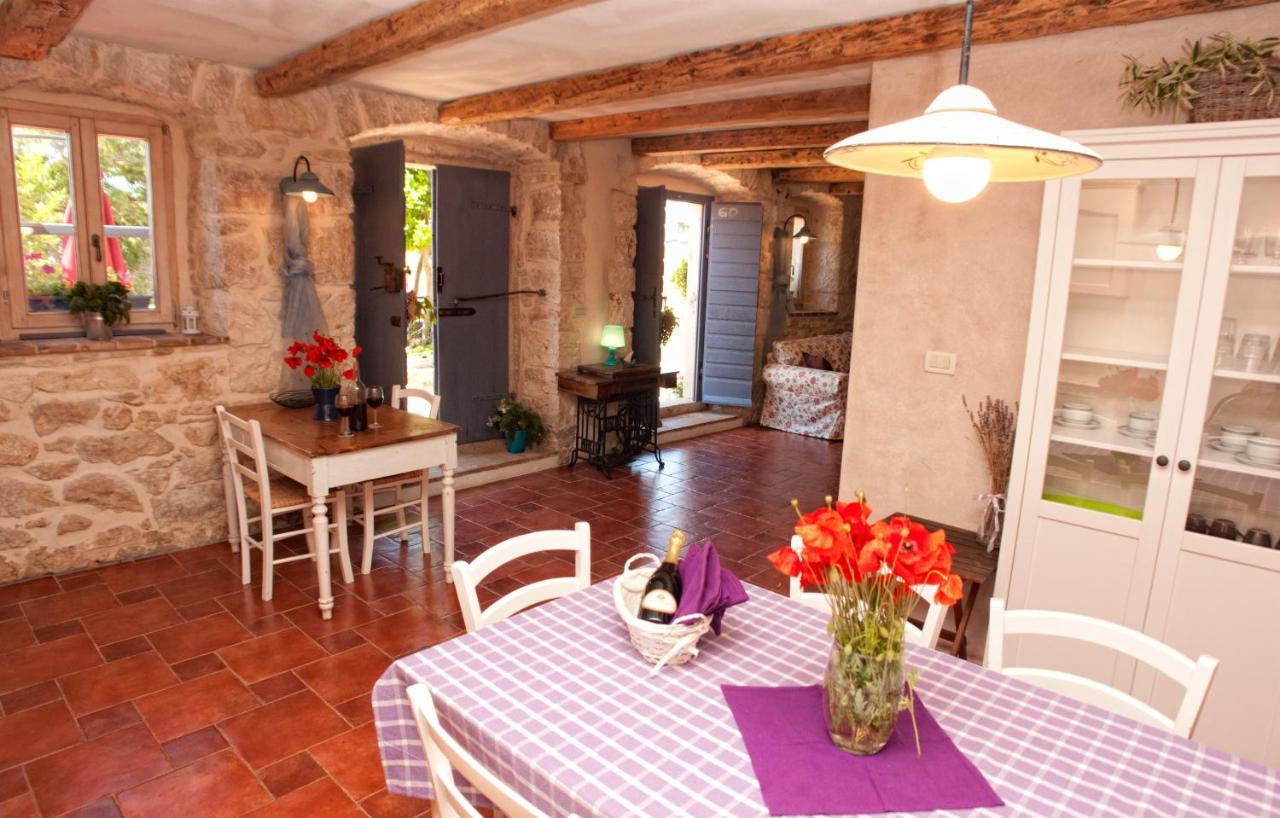 Villa Lauriana Diminici Bagian luar foto