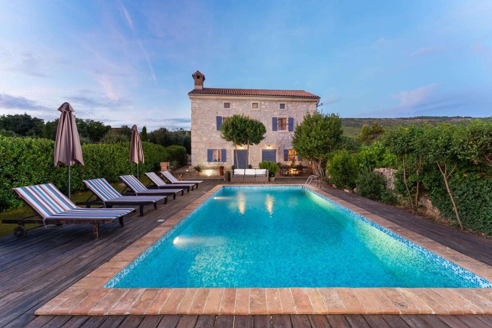 Villa Lauriana Diminici Bagian luar foto